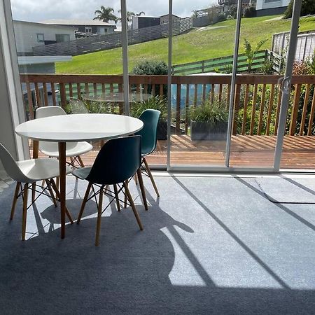 The Blue Beach House Mangawhai Eksteriør billede