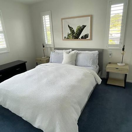 The Blue Beach House Mangawhai Eksteriør billede