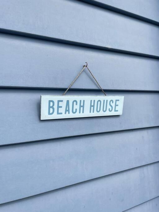 The Blue Beach House Mangawhai Eksteriør billede