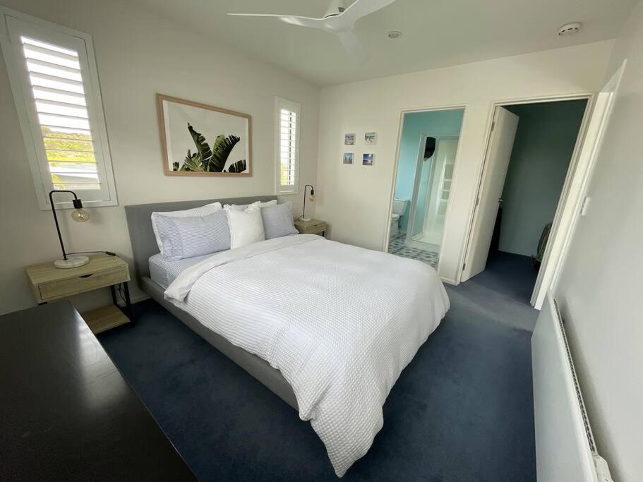 The Blue Beach House Mangawhai Eksteriør billede