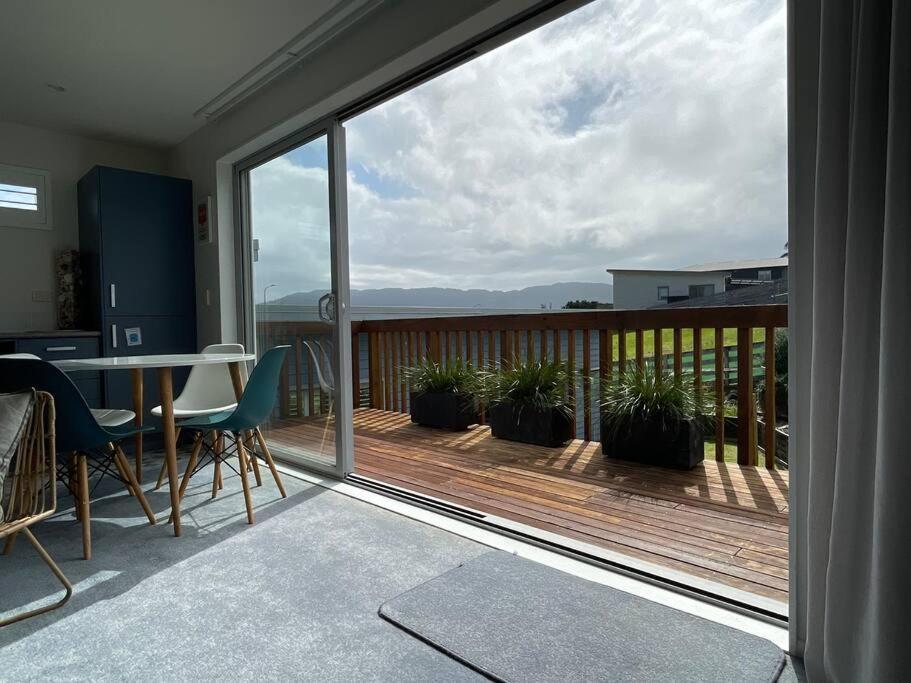 The Blue Beach House Mangawhai Eksteriør billede